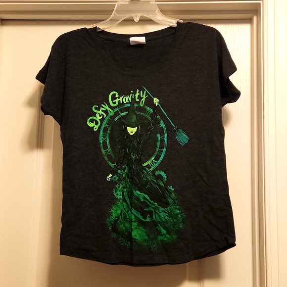 Wicked Shirt Elphaba Defy Gravity - Picture 1 of 4